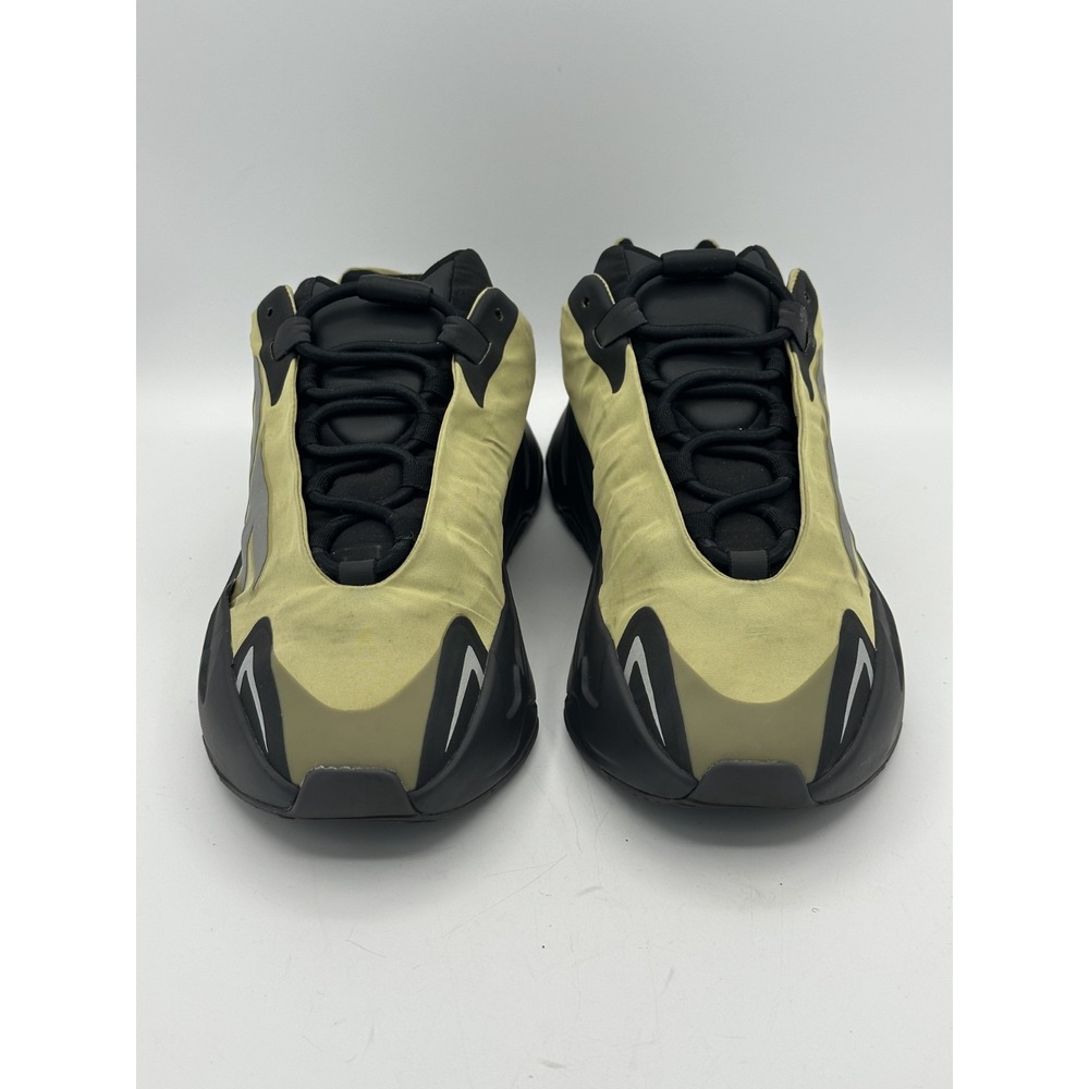 adidas Yeezy Boost 700 MNVN Resin Mens Size 8.5 GW9525 2022